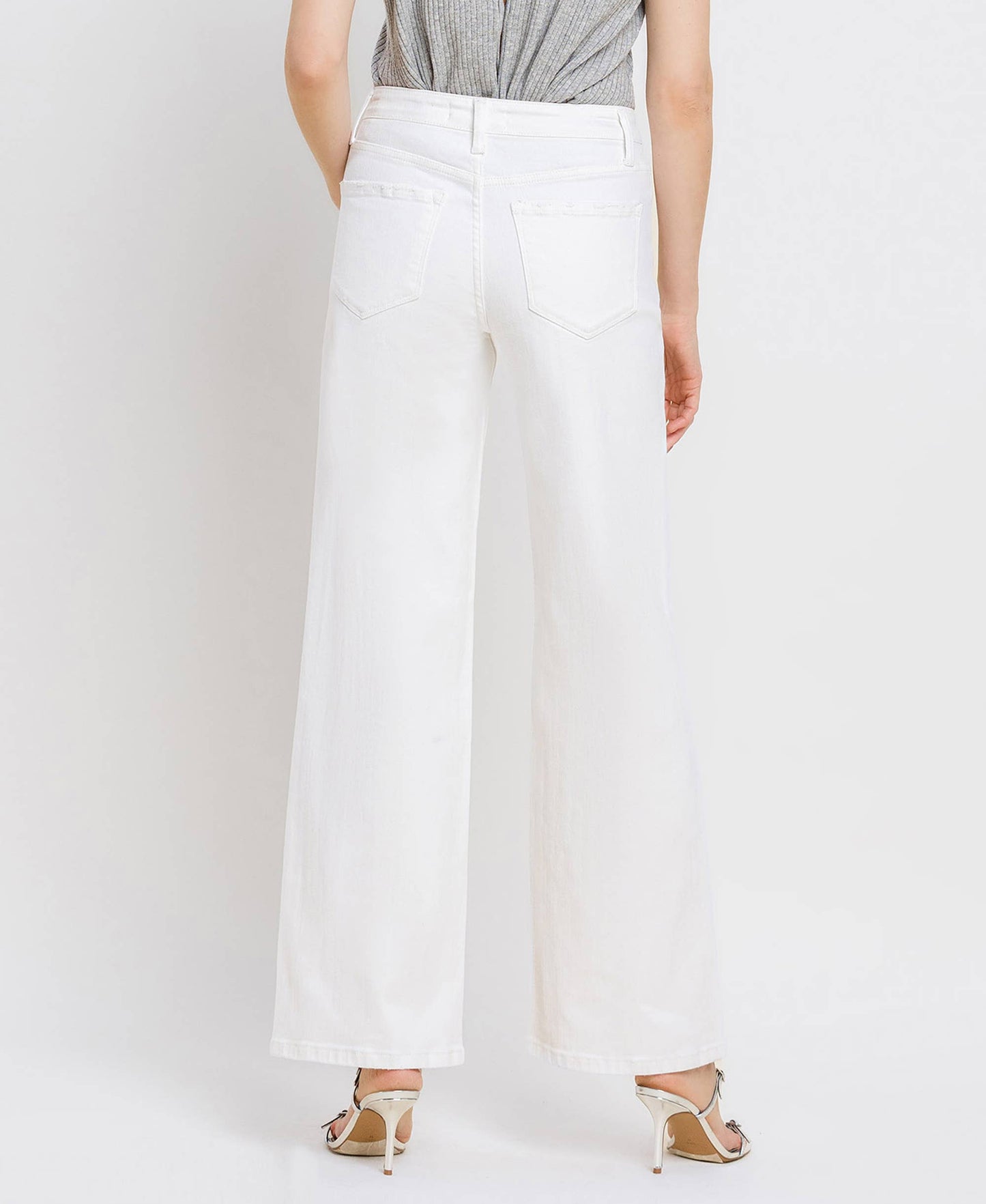 HIGH RISE WIDE LEG JEANS