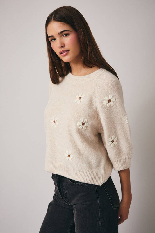 ROUND NECK SHORT SLEEVE FLOWER SWEATER TOP