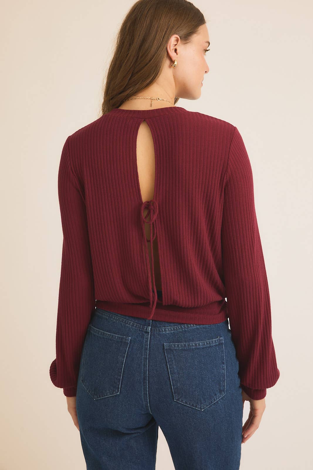 LONG SLEEVE BACK OPEN TIE TOP