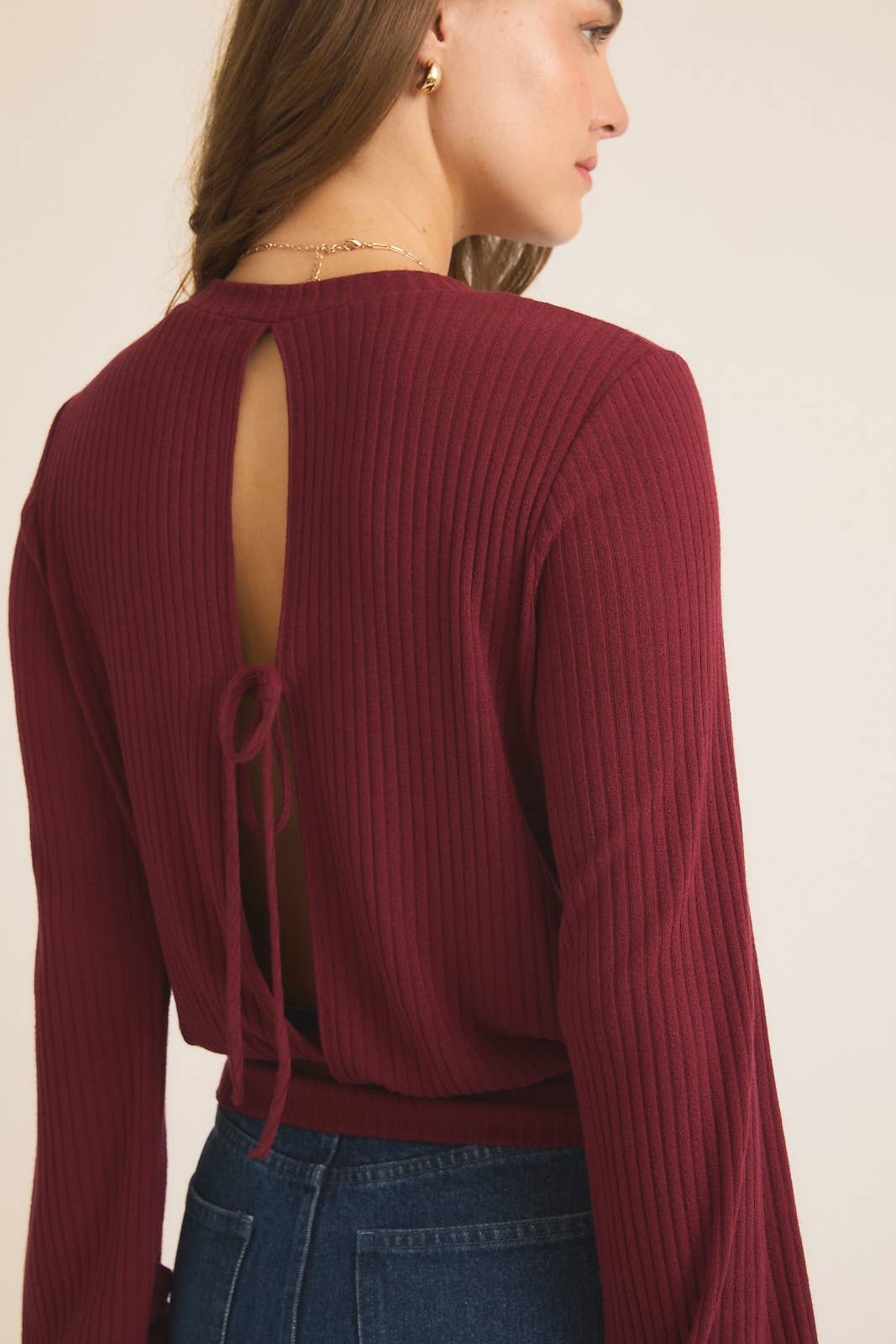 LONG SLEEVE BACK OPEN TIE TOP