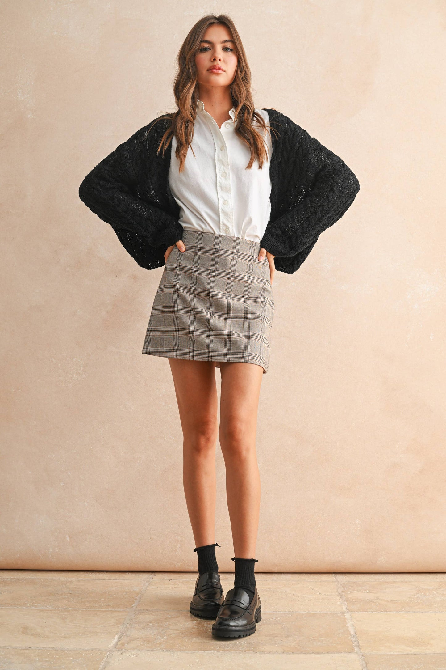 LIGHT WEIGHT CABLE KNITTED CARDIGAN