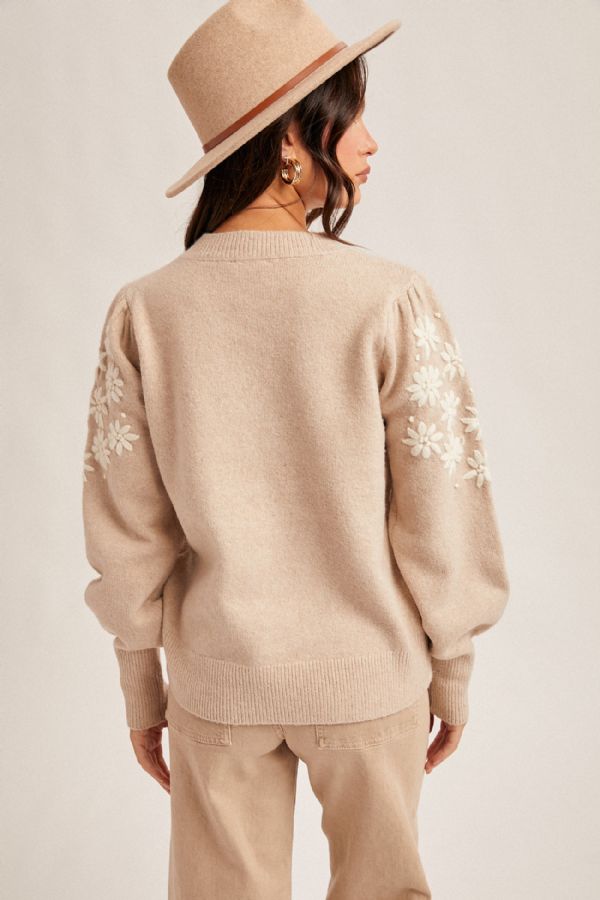 FLORAL EMBROIDERY BUBBLE SWEATER